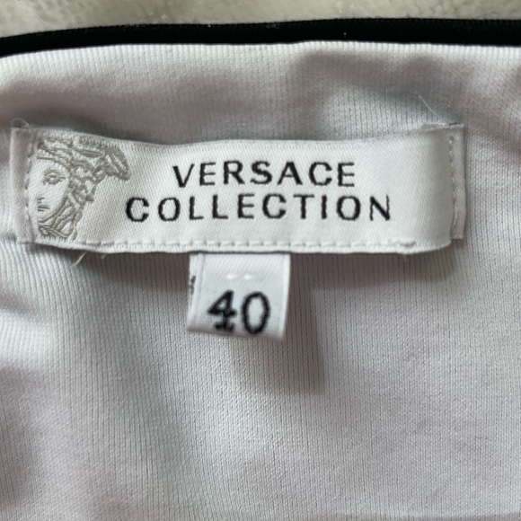 Versace bikini size Italian 40 - Picture 7 of 9